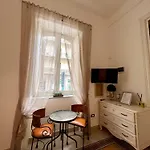 Aristocasa Luxury Bed & Breakfast 3*